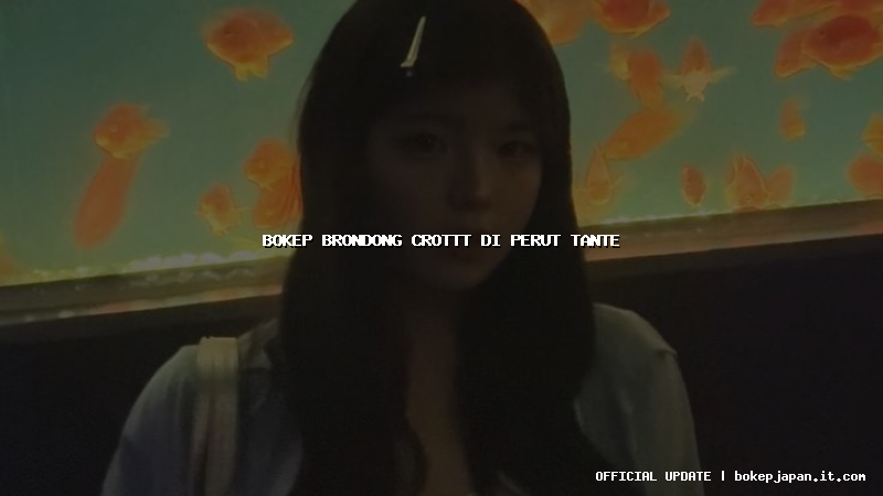 bokep brondong crottt di perut tante